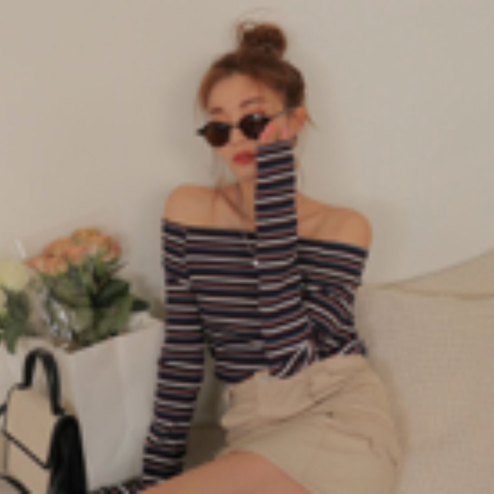 Stylenanda Off-Shoulder Striped Slim Top